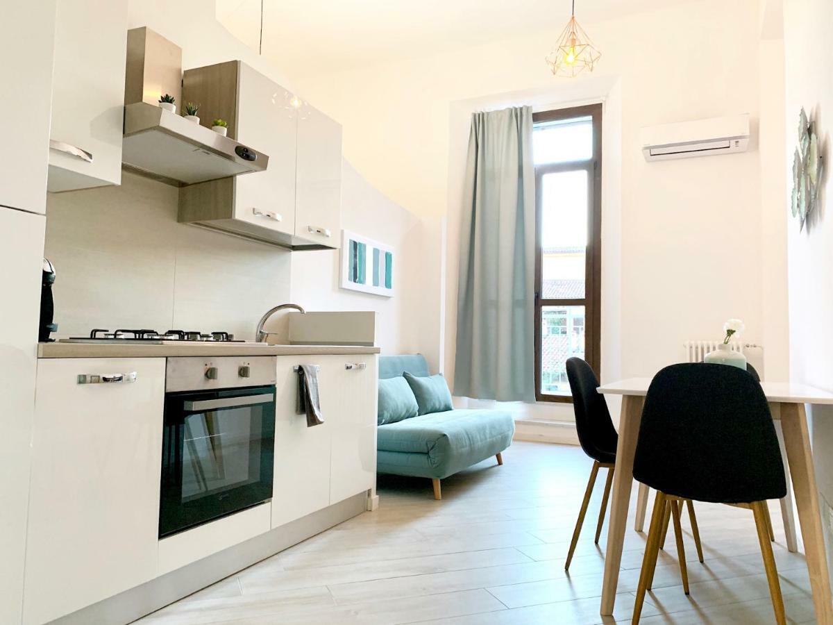 Indipendenza Luxury Apartments Болоня Екстериор снимка